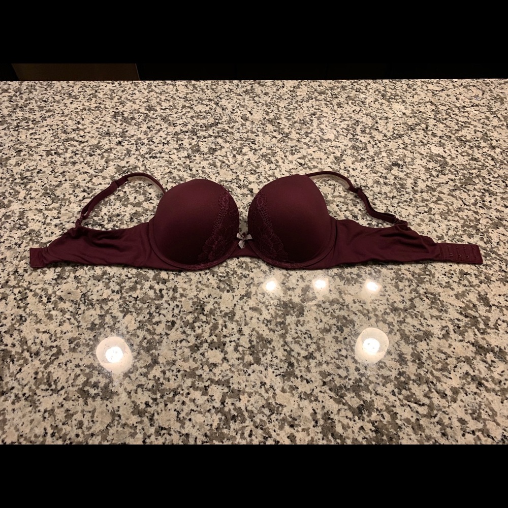 34D Victoria’s Secret Body by Victoria